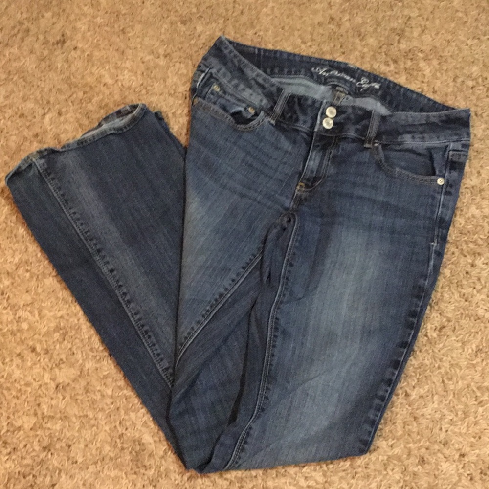 American Eagle Artist stretch jean size 6 long.